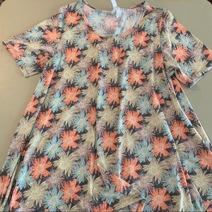 LuLaRoe Perfect Tee 2xl